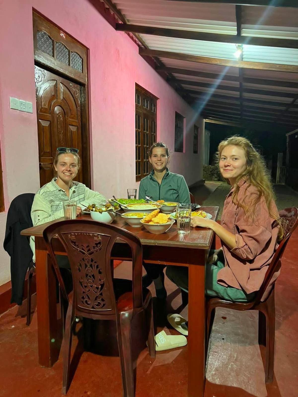 Nine Arch Homestay Ella Buitenkant foto